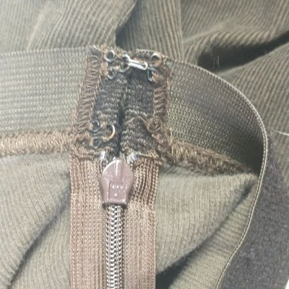 Free People Brown Corduroy Embroidered Skirt Size 2 - Picture 9 of 9